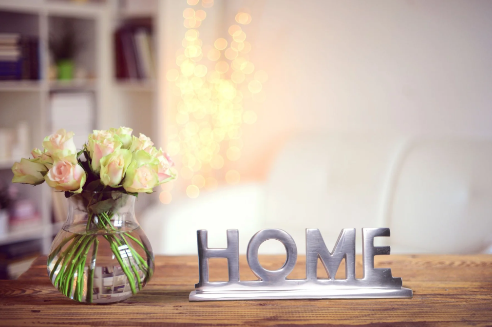 Det tredje vægdekoration-alternativ: Hverken plakat, spejl eller maleri