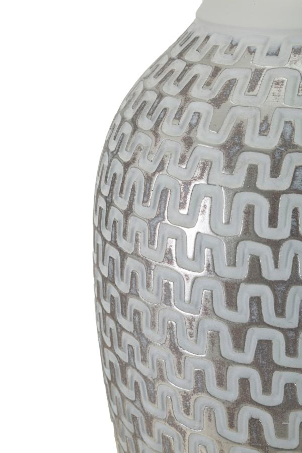 Moderne bordlampe i polyresin, jern and stof – 35x65 cm