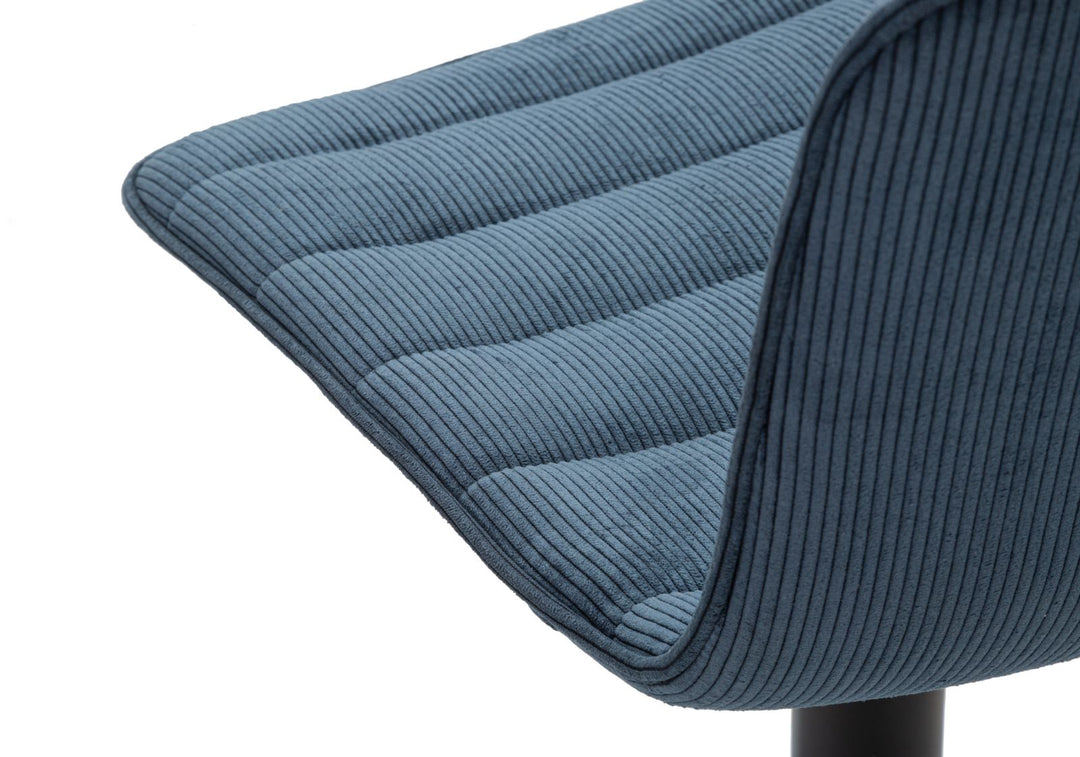 Barstol i sort, jern, træ og polyester – 43x49x5 85x5 82x5 cm