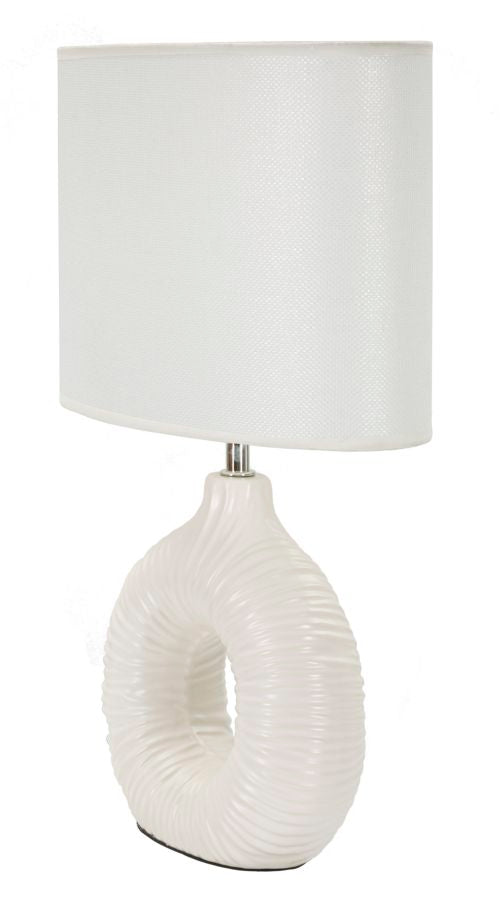Bordlampe i hvid, keramik, jern og stof – 28x5x15 cm