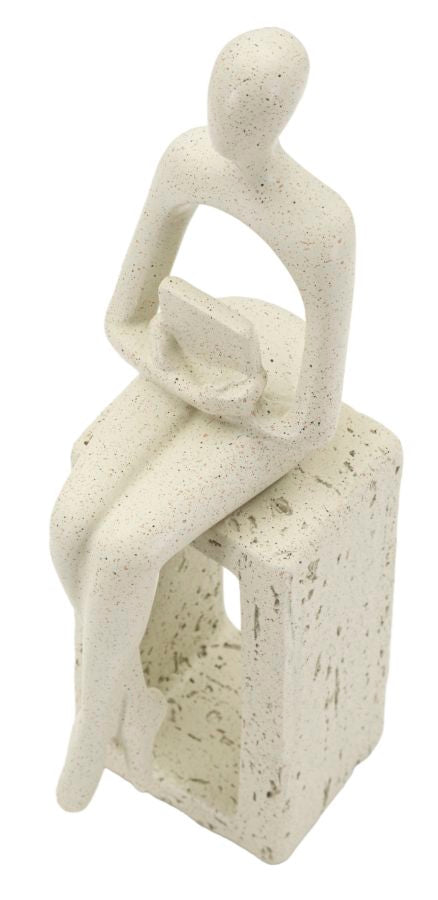 Pyntefigur i creme af polyresin – 8x5 6x5 cm