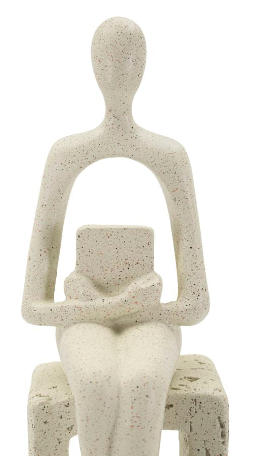 Pyntefigur i creme af polyresin – 8x5 6x5 cm