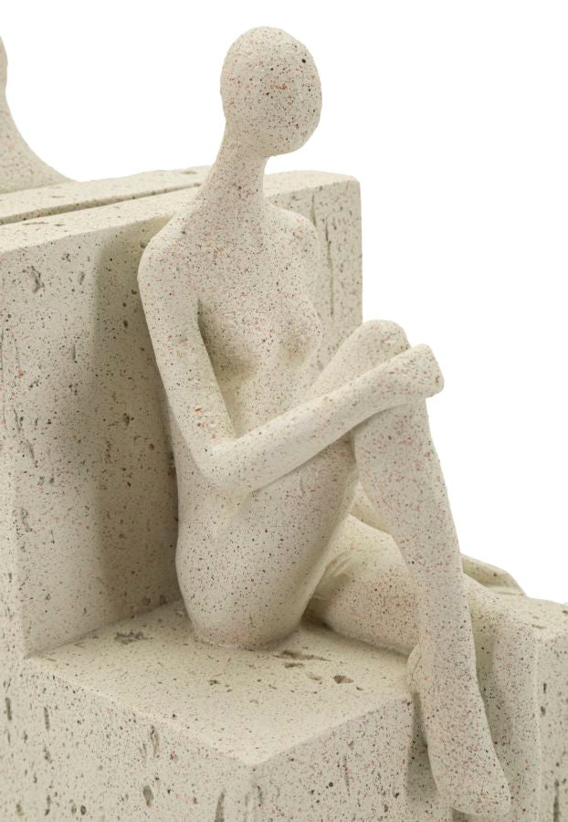 Pyntefigur  i creme af polyresin – 24x10x20 cm