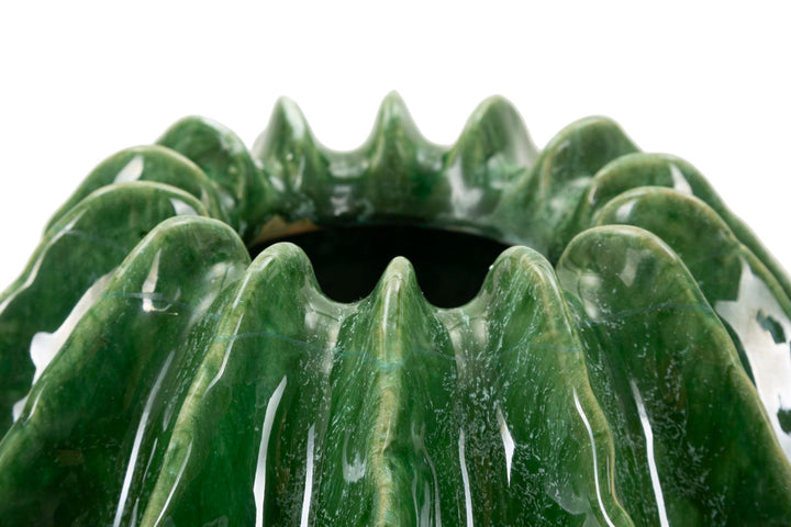 Smuk keramisk vase i grøn farve – 23x5x24 cm