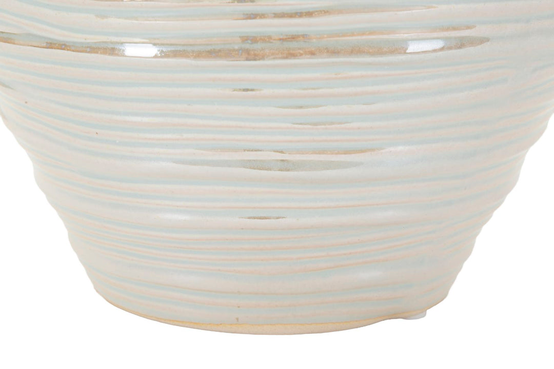 Moderne vase i keramik, perlehvid