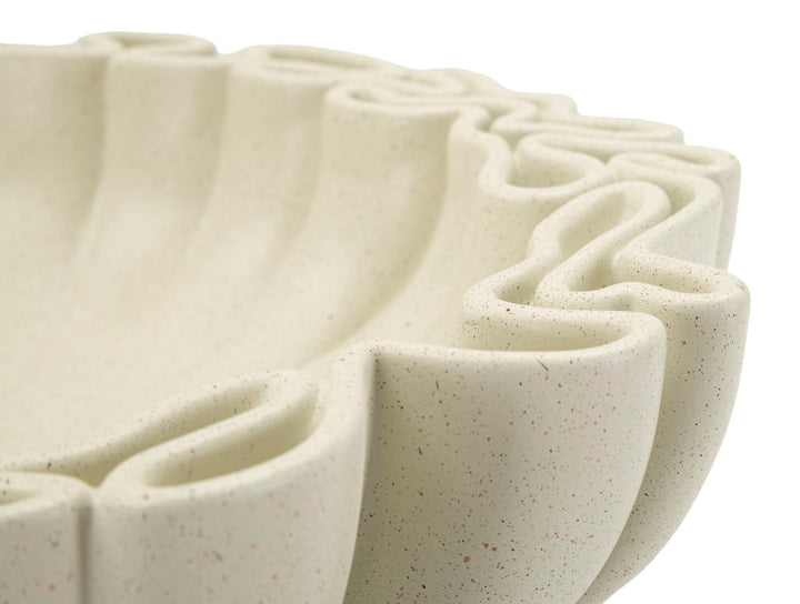 Fad, cremefarvet i polyresin – 30x5x29 7x5 cm