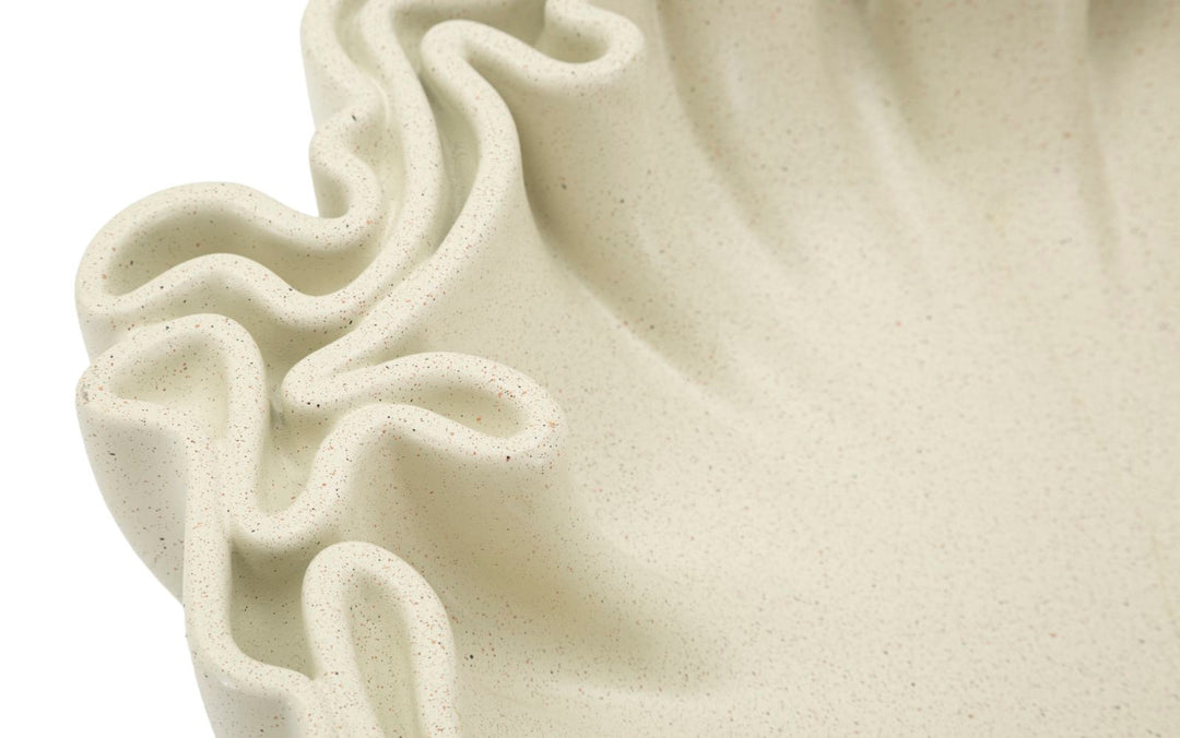 Fad, cremefarvet i polyresin – 30x5x29 7x5 cm