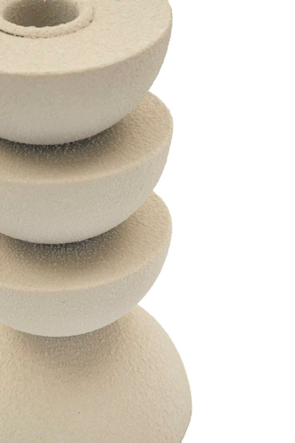 Lysestage i jern, cremefarvet