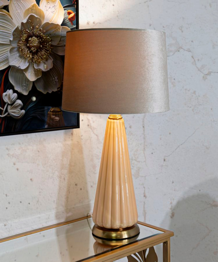 Glam bordlampe i guldfarve, glas, metal og stof – 36x5x68 cm