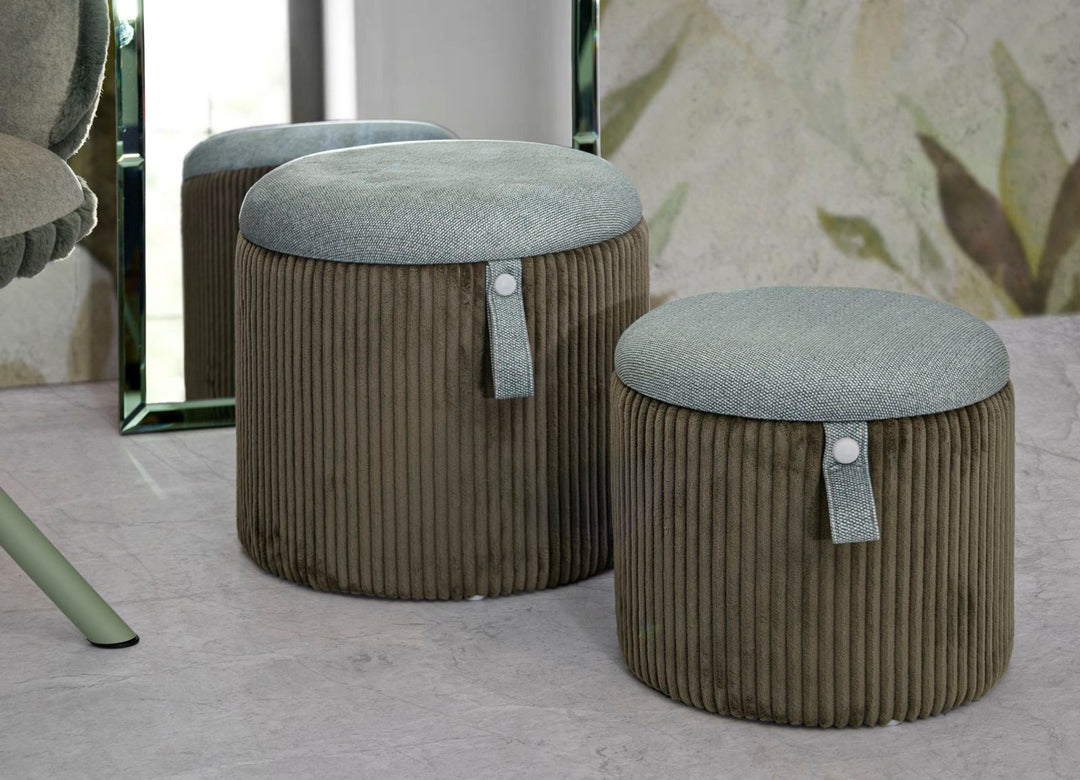 Taburetter i grøn, mdf og polyester – 38x38 32x28 cm