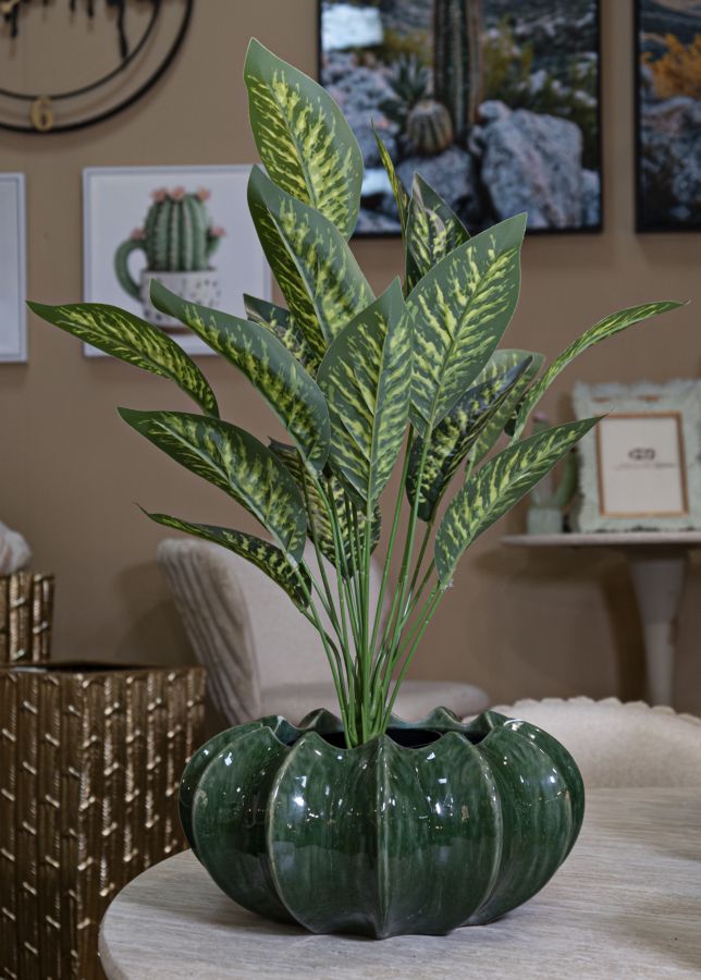 Smuk keramisk skål i grøn farve