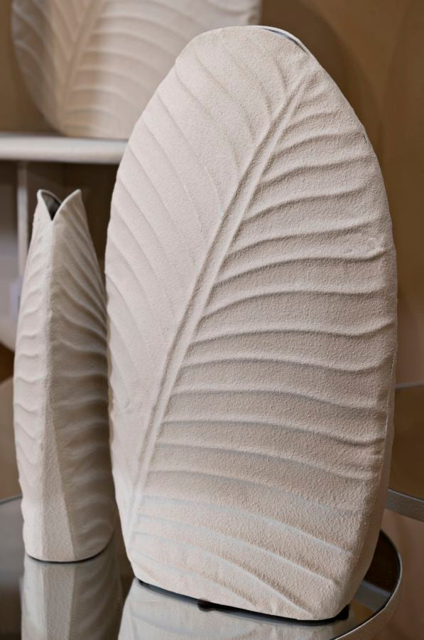 Modern vase i jern – 26x11x41 cm