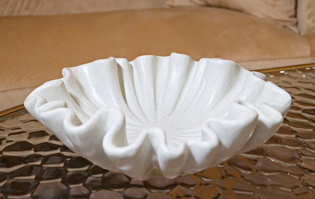 Fad, cremefarvet i polyresin – 31x9 cm