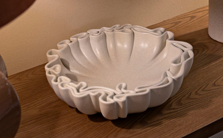 Fad, cremefarvet i polyresin – 30x5x29 7x5 cm