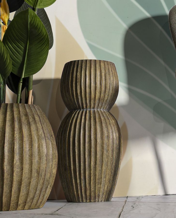 Vase i grøn – 25x52x5 cm