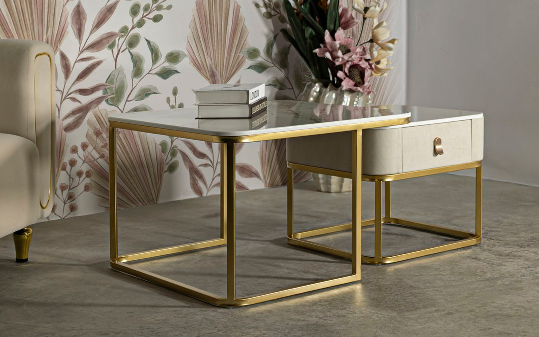 Glam borde i guldfarve, fyrretræ, MDF og metal – 70x70x48, 50x50x43 cm