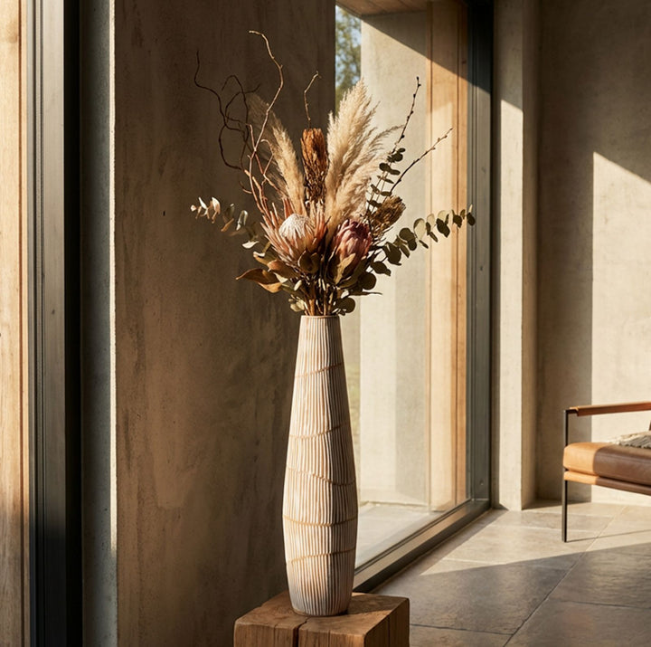 HANOI RESIN VASE CM Ø 17X68,5 (AHOLE CM Ø 6)