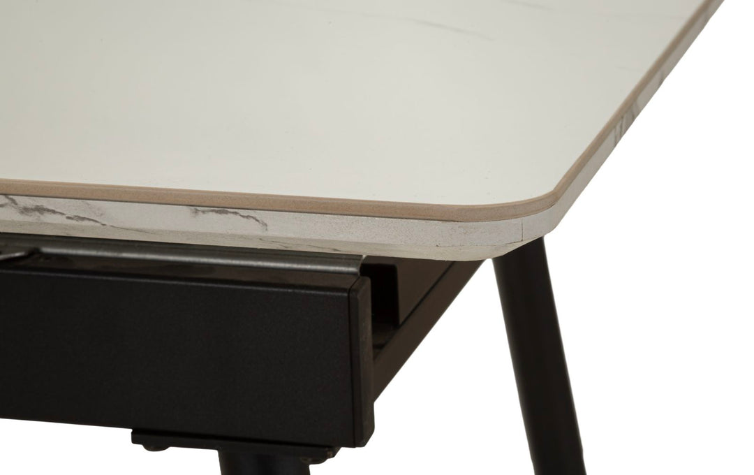 MATT DINING TABLE – Spisebord med udtræk (120 x 80 x 75 cm / 155 x 80 x 75 cm)