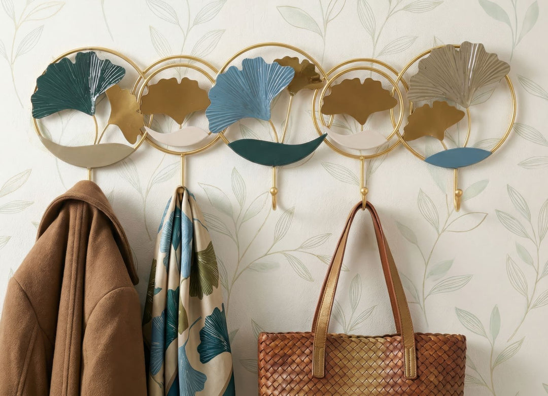 POLLY WALL HANGER – Vægophæng med ginkgo blade (60,2 x 5 x 28,5 cm)