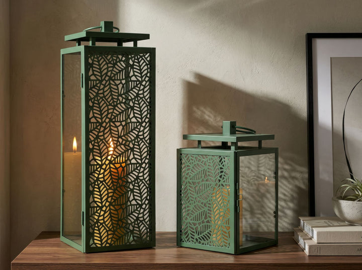HALL LANTERN – Sæt med 2 lanterner i grøn (15 x 14,5 x 41,5 cm / 15 x 14,5 x 24 cm)