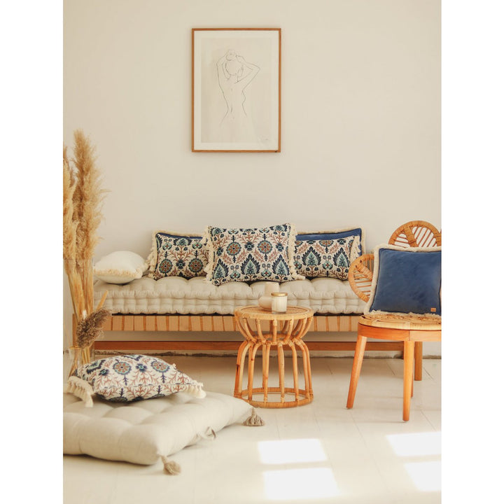 "Blue Iris in Istanbul" bolster med frynser