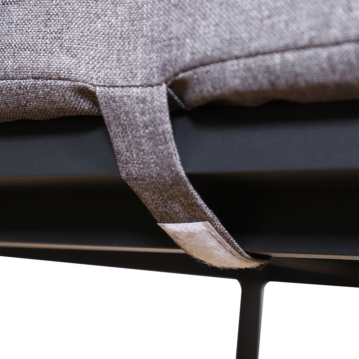 Havemøbelsæt med fire dele, siddegruppe, sofa med sædehynder, bord med opbevaringsplads, polyester, grå, 138 x 69 x 63 cm