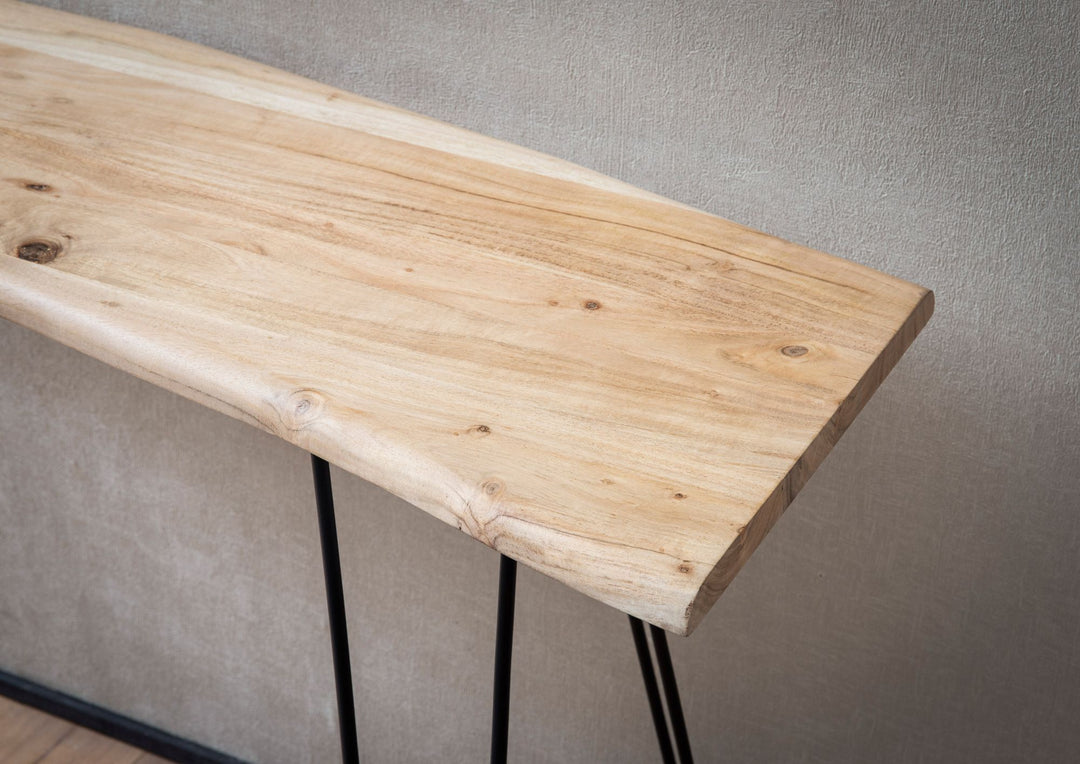 Konsolbord 150x36x75 cm, massivt akacietræ, levende kant, skænk, entrebord med hårnåleben, smalt, moderne, entrebord med metalstel, langt, højt entrebord