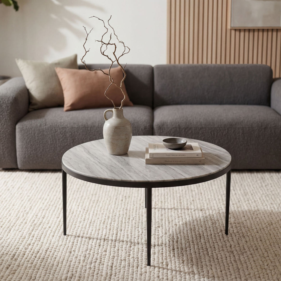 Rundt Sofabord 70 cm i Metal med Hvid Toronto Marmorbordplade – Elegant Designbord