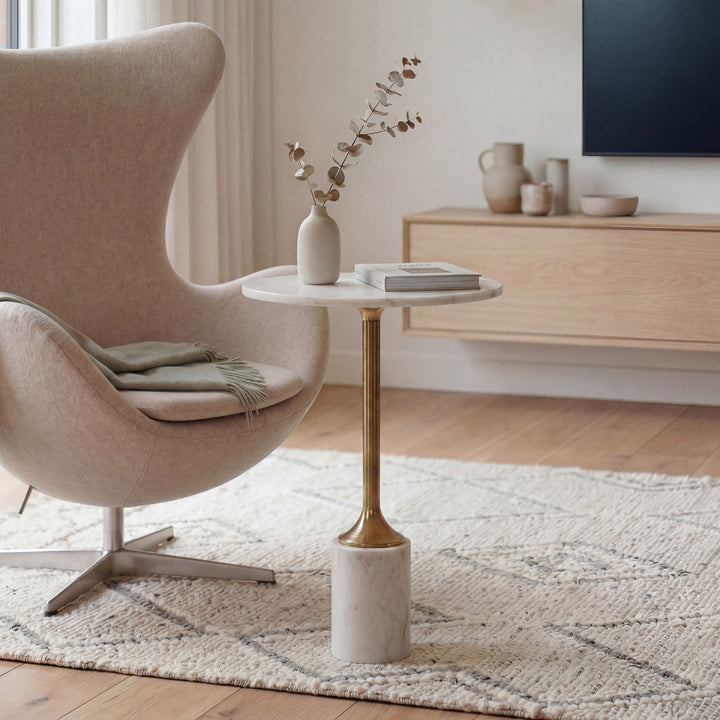 Rundt Sidebord 37 cm i Metal med Hvid Marmorbordplade – Elegant Designbord
