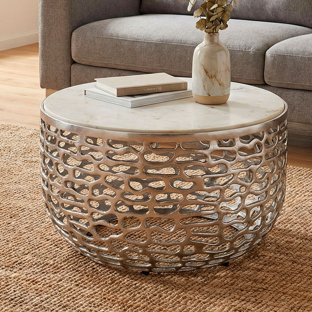 Designer metal sofabord sølvfarvet med hvid marmor, bordplade 60 cm rund, håndlavet