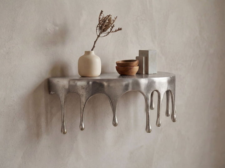 Væghylde 60 cm i Sølvfarvet Aluminium – Moderne Dråbeformet Designhylde