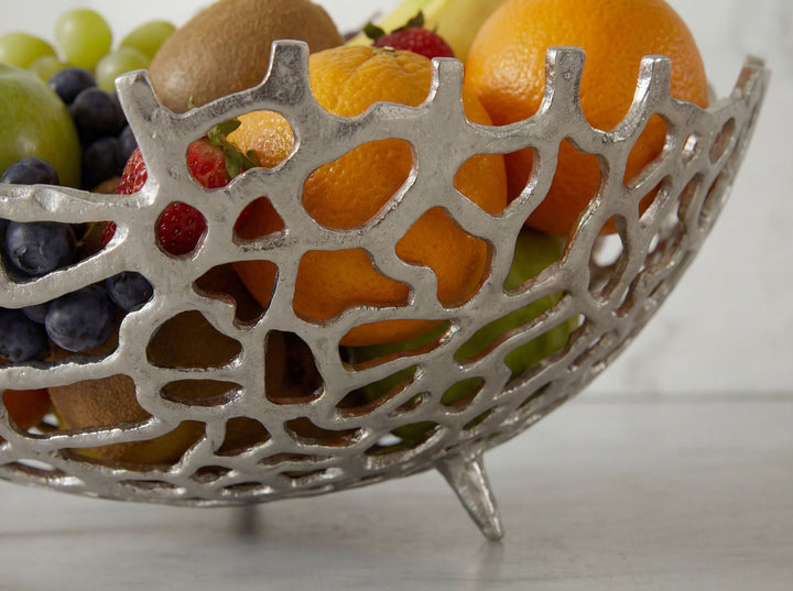 Frugtskål i sølvfarvet metal 46 cm – rund borddekoration – moderne frugtskål med fod i aluminium – elegant dekorationsskål – håndlavet frugtkurv