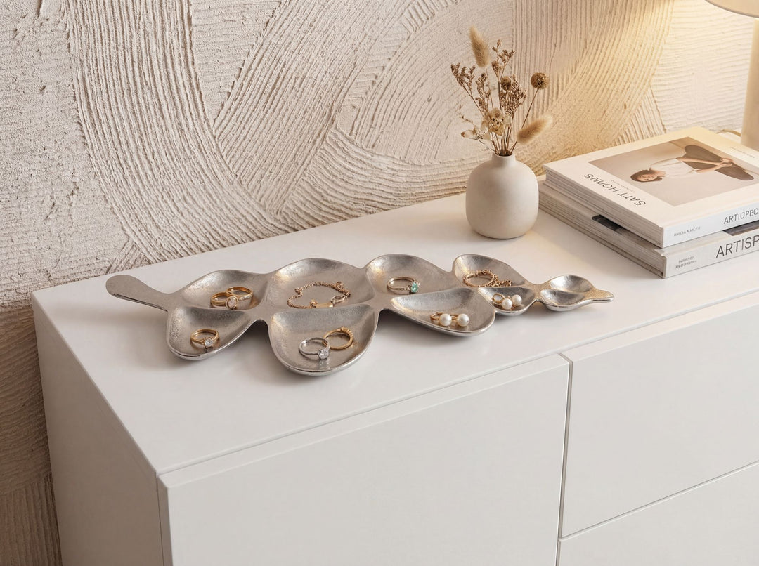 Dekorationsskål i aluminium - Bladdesign - 60,5 cm - Sølv - Håndlavet