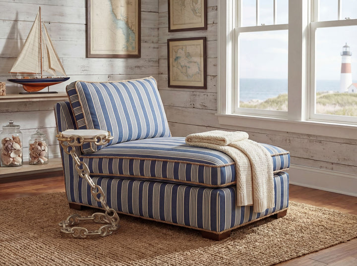 Sidebord i metal med hvid marmorbordplade 31 cm – rundt moderne sidebord i sølvfarvet metal med kædestel – elegant håndlavet sofa- og loungebord