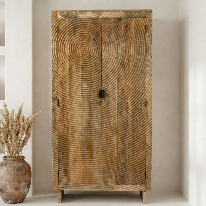 Håndlavet skab i massivt træ, natur-inspireret design, 180cm - højt stueskab - landligt multifunktionelt skab
