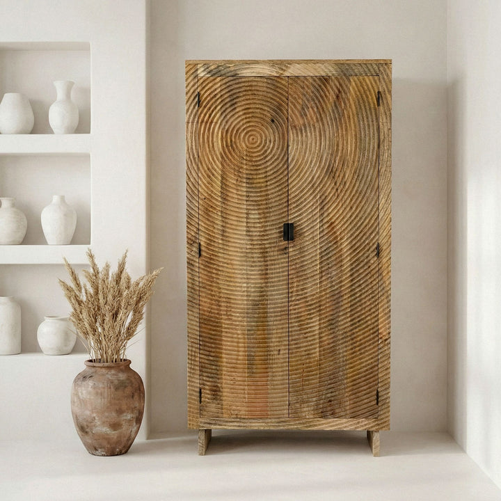 Håndlavet skab i massivt træ, natur-inspireret design, 180cm - højt stueskab - landligt multifunktionelt skab