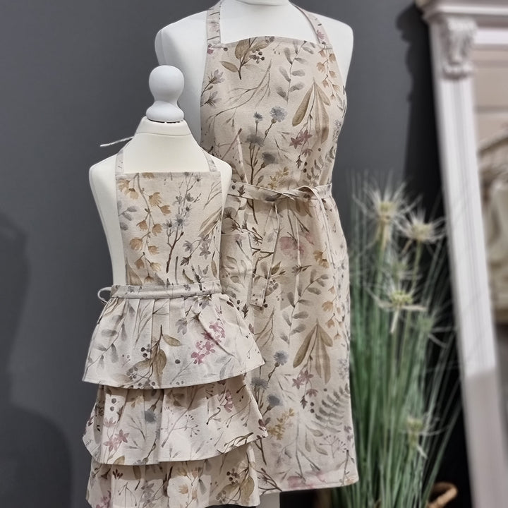 Enkelt dameforklæde, bomuld-hør-blanding, printet, Aitana kollektion