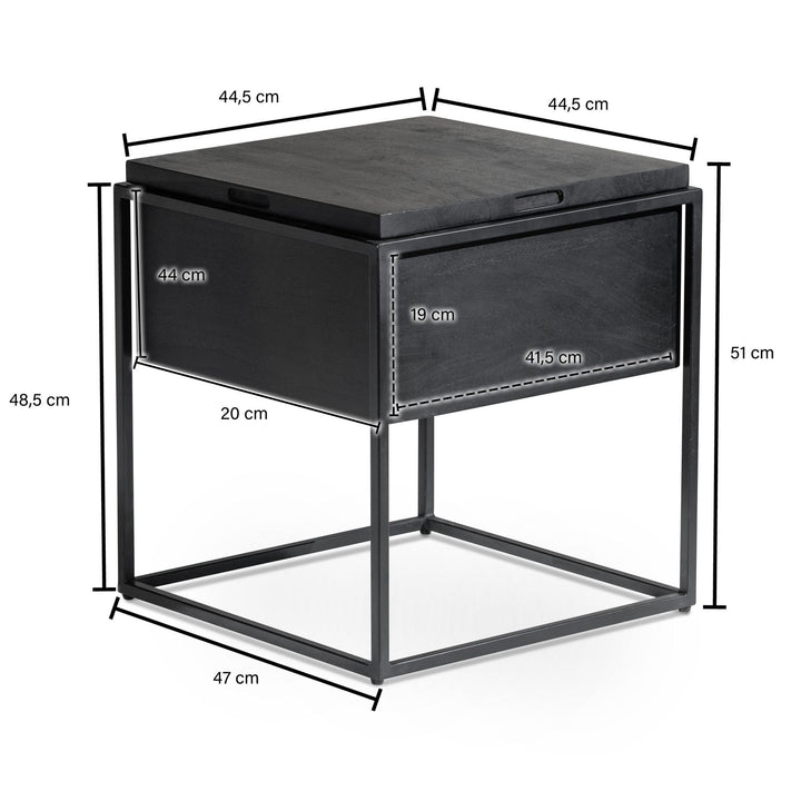 Forvandl din stue med dette stilfulde og funktionelle sidebord, B47xD47xH51cm, sort