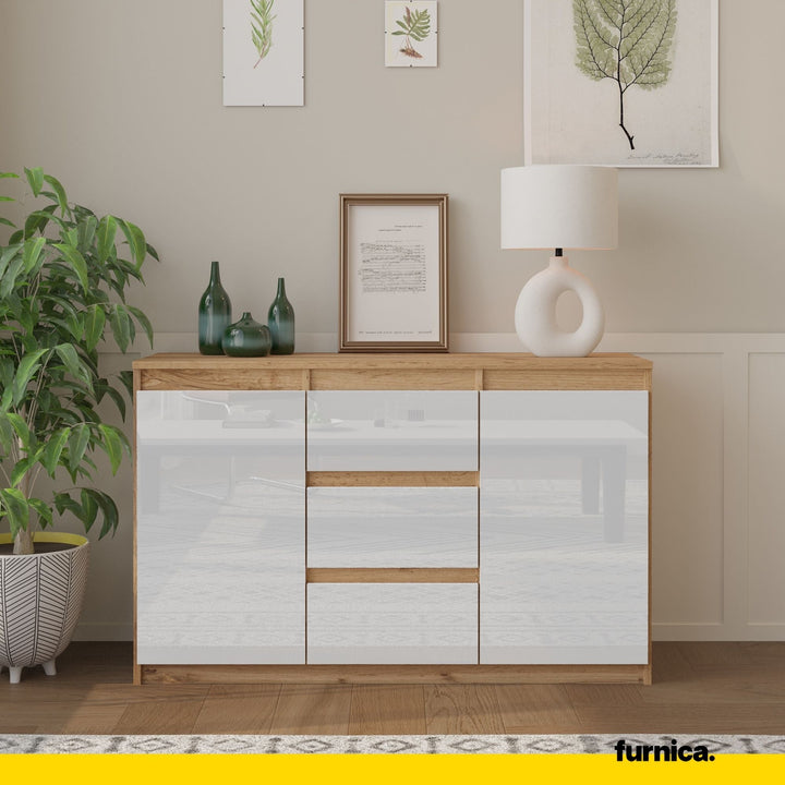 MIKEL - Kommode med 3 skuffer - naturfarvet / højglans hvid H75cm B120cm D35cm