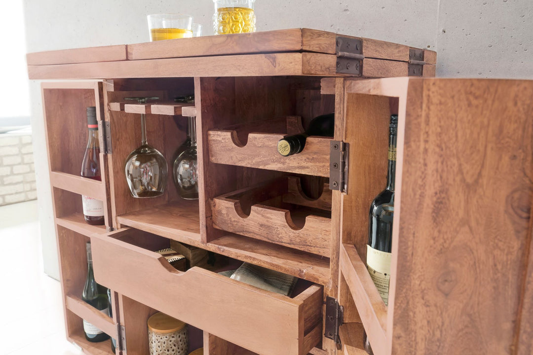 Kommode massivt træ 65x91x50 cm med foldbar vinbar, lille moderne bar, barskab med døre, med opbevaringsplads til flasker og glas