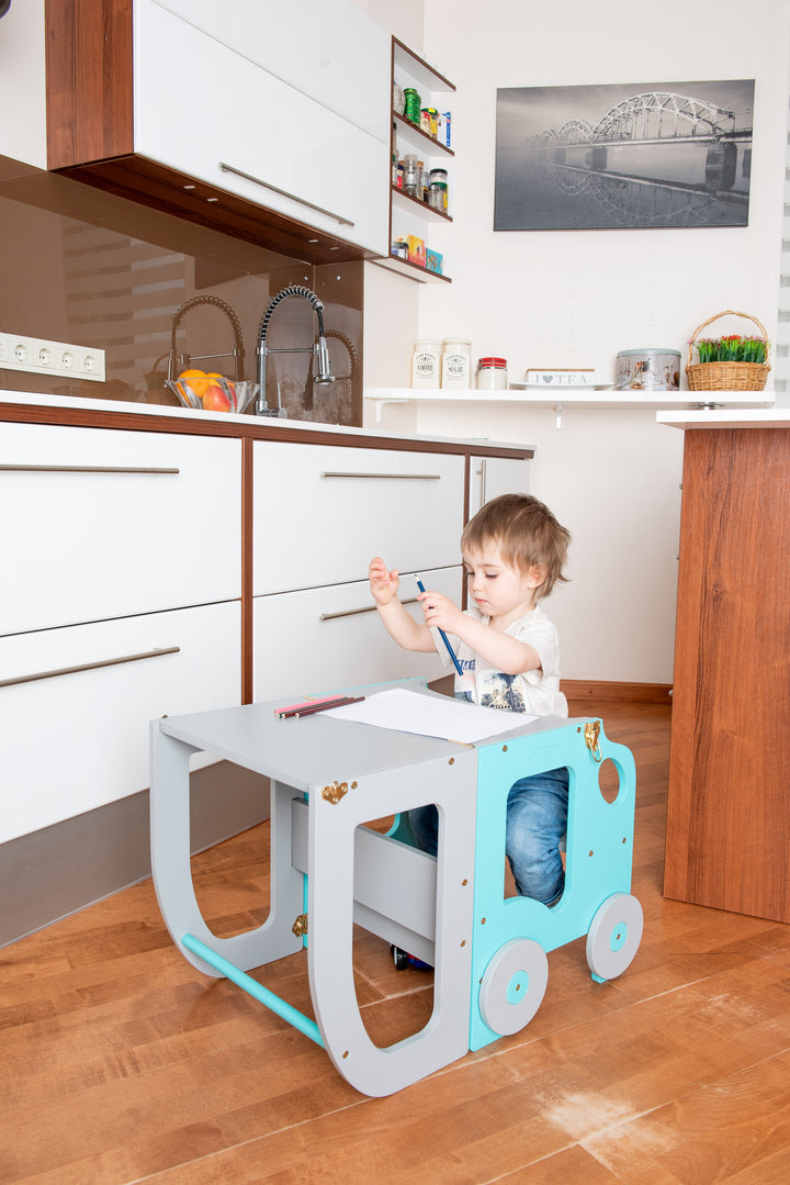 Køkkentrappe / montessori-læringstårn: bord, stol og trappe i ét til barn, blå og grå