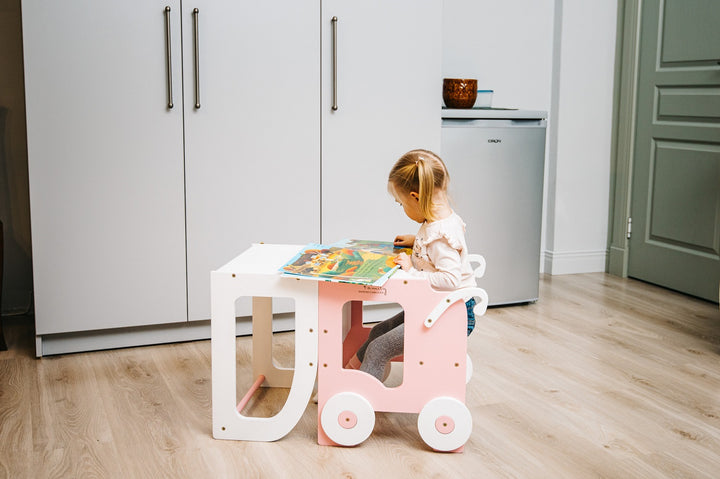 Montessori køkkentrappe til barn, pink og hvid