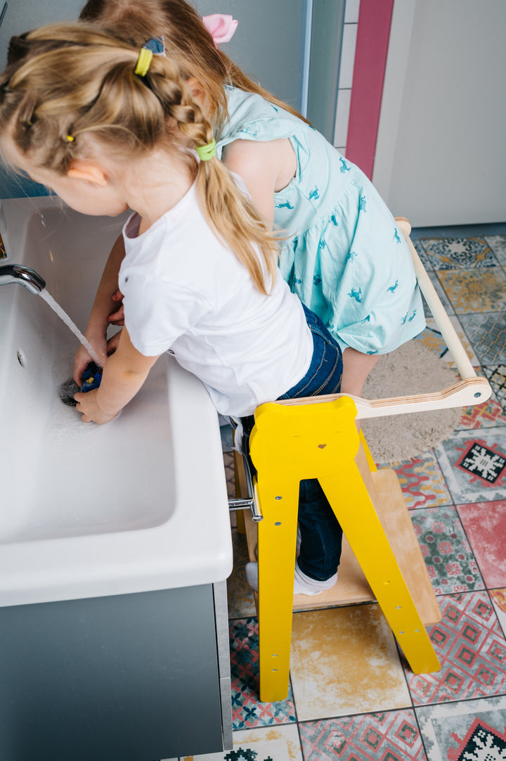 Trin-skammel til barn, gul