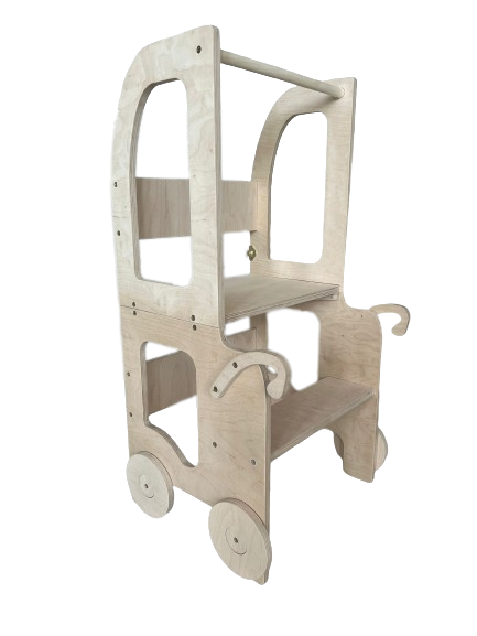 Montessori køkkentrappe til barn, lakeret og naturfarvet