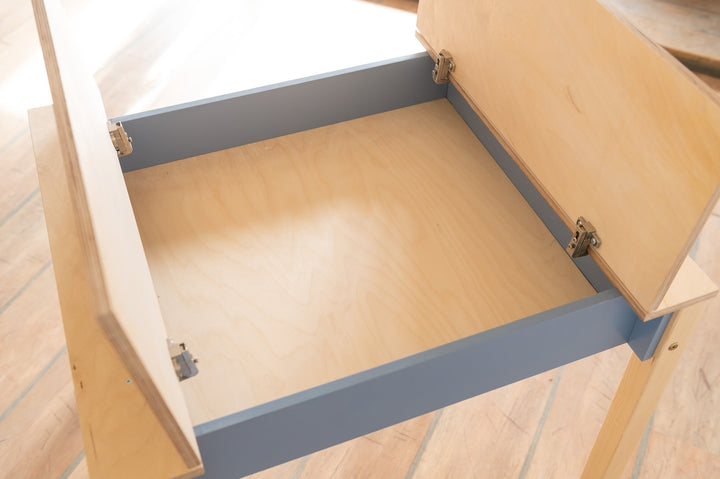 Sæt med smart opbevaringsbord og stol til barn, naturfarvet og støvet blå