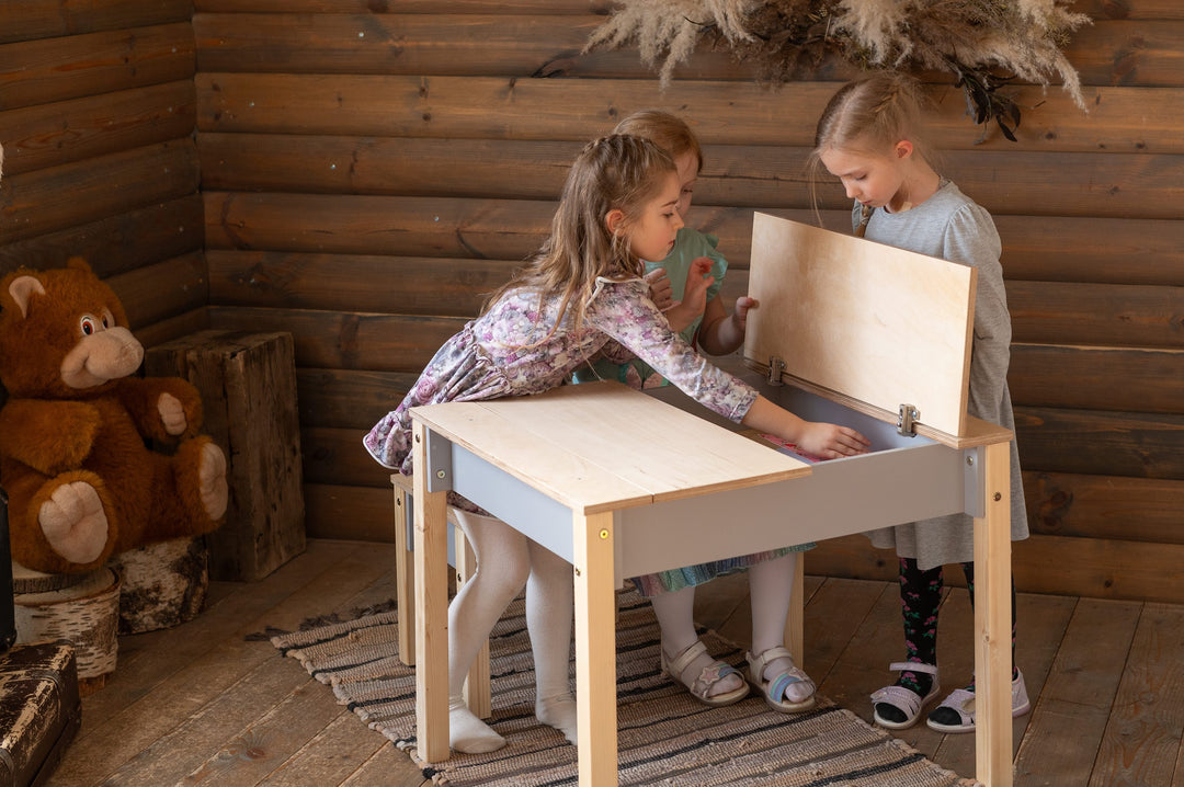 Sæt med smart opbevaringsbord og stol, grå og naturfarvet