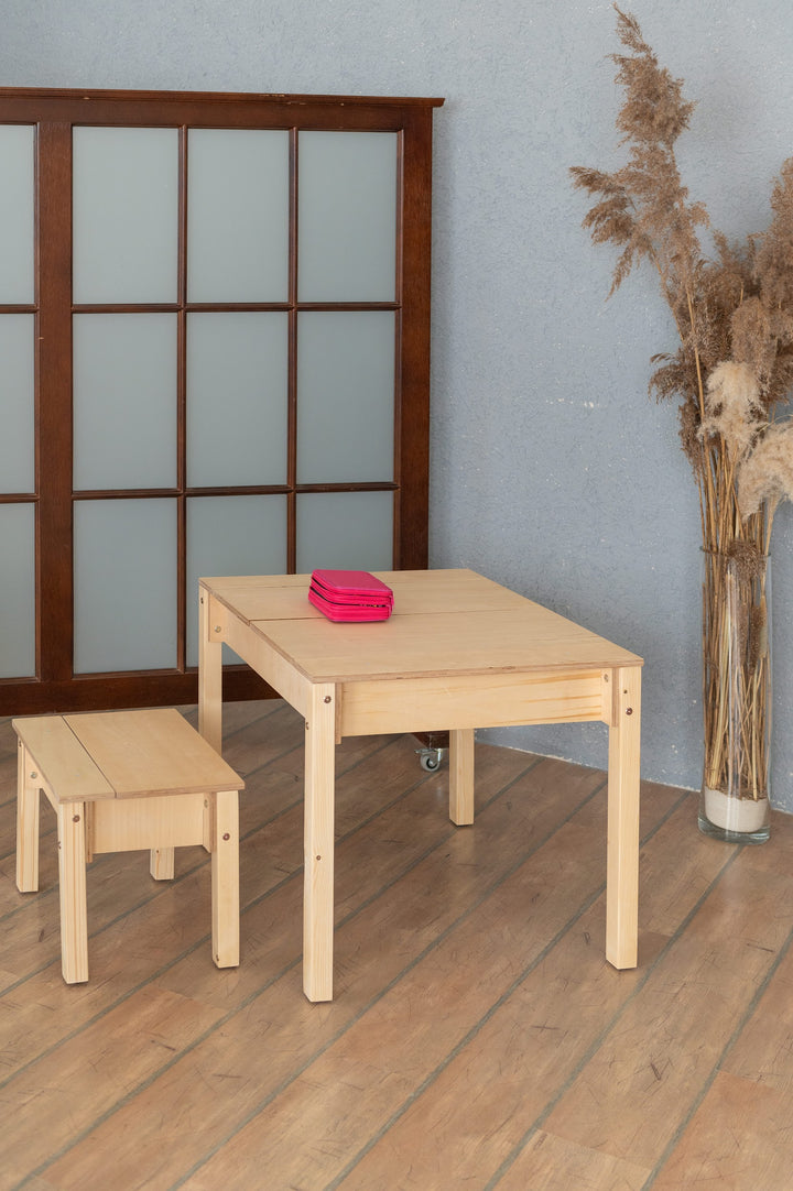 Sæt med smart opbevaringsbord og stol, naturfarvet