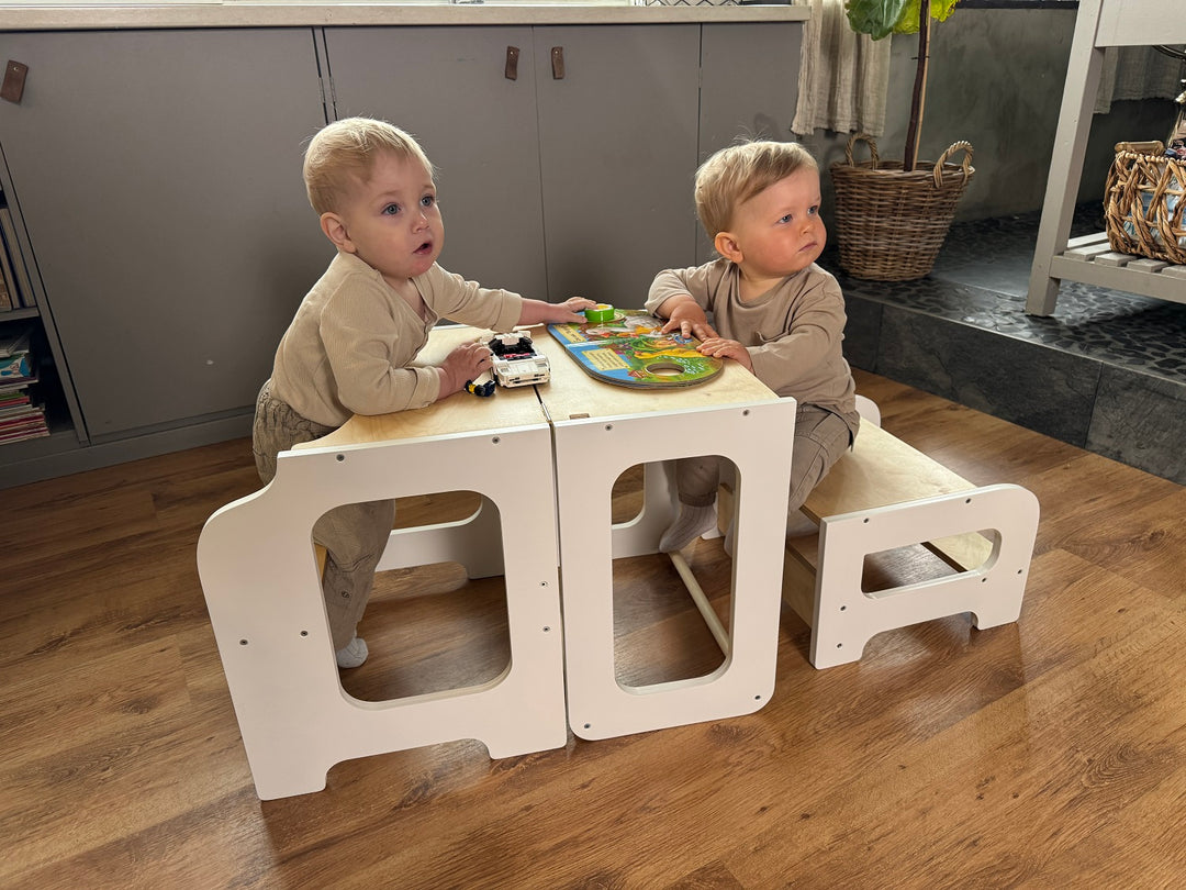 Læringstårn i træ, hvid og naturfarvet