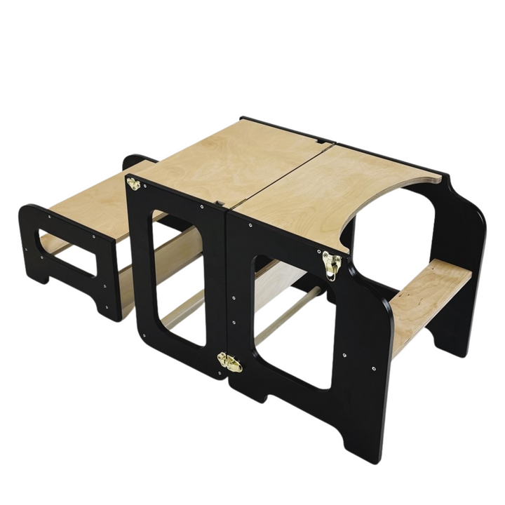 Læringstårn i træ, sort og naturfarvet