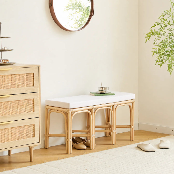 SULAWESI bænk i naturlig rattan og beige stof